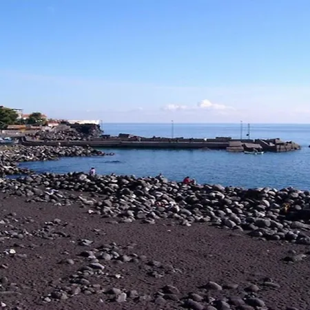 Seafront In The City Gasthof CTA